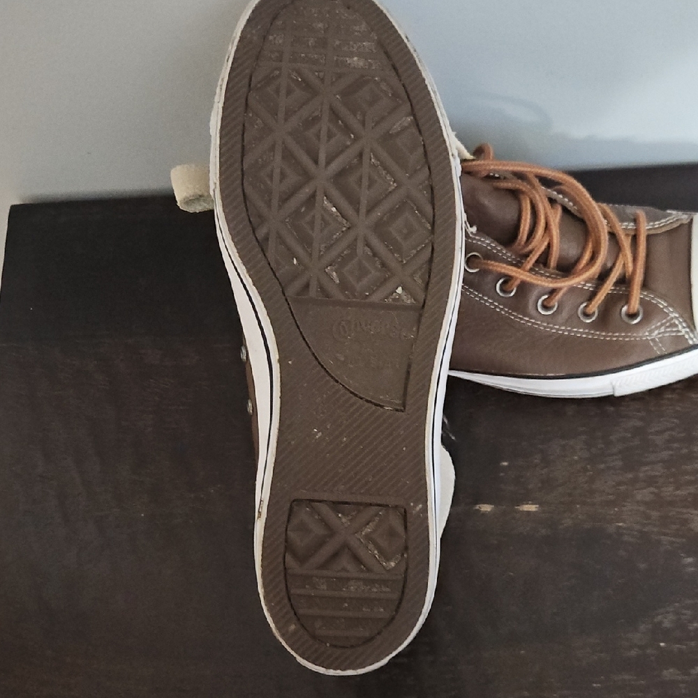 Converse Chuck Taylor ALL STARS, Brown and Cream High-Top Sneakers, 10 US - Picture 4 of 16